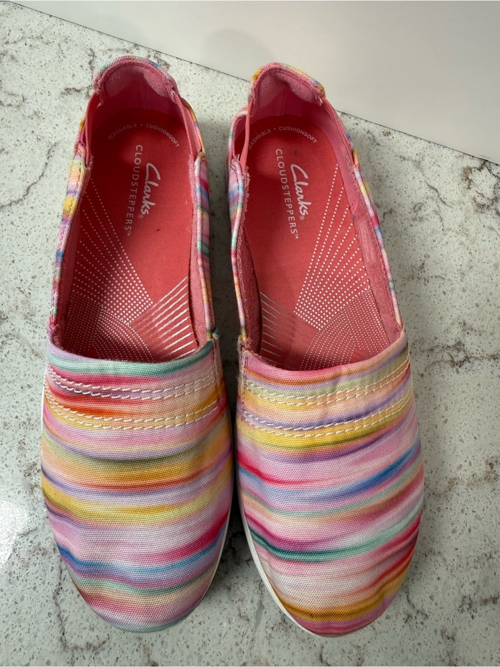 Clarks Cloudsteppers Breeze Step II Women’s Size 8 Rainbow Stripe Slip-On Shoes - Picture 2 of 8
